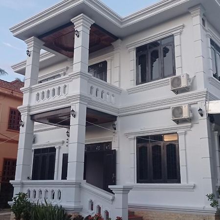Inthavong Hotel/Guest House 방 비엥 외부 사진