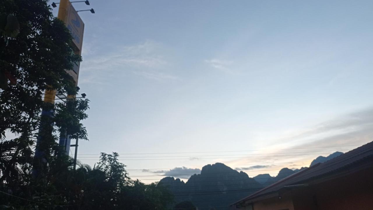 Inthavong Hotel/Guest House 방 비엥 외부 사진