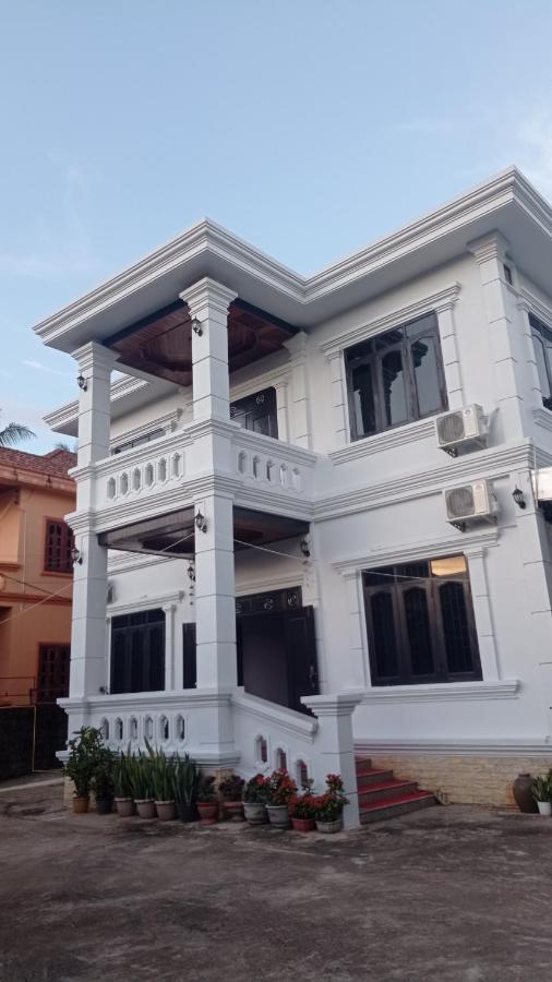 Inthavong Hotel/Guest House 방 비엥 외부 사진