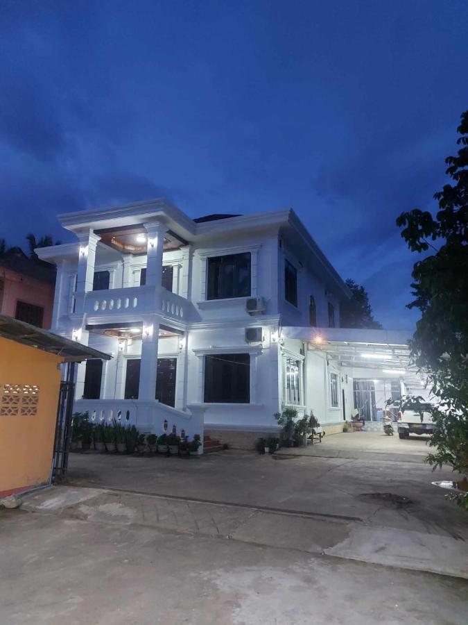 Inthavong Hotel/Guest House 방 비엥 외부 사진